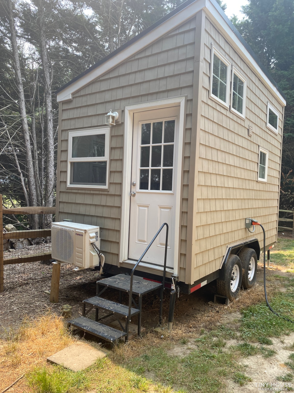 Very Tiny Home - For Sale - Image 1 Thumbnail