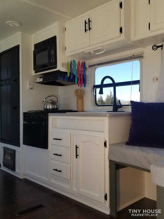 Vibrant Tiny House - Image 3 Thumbnail