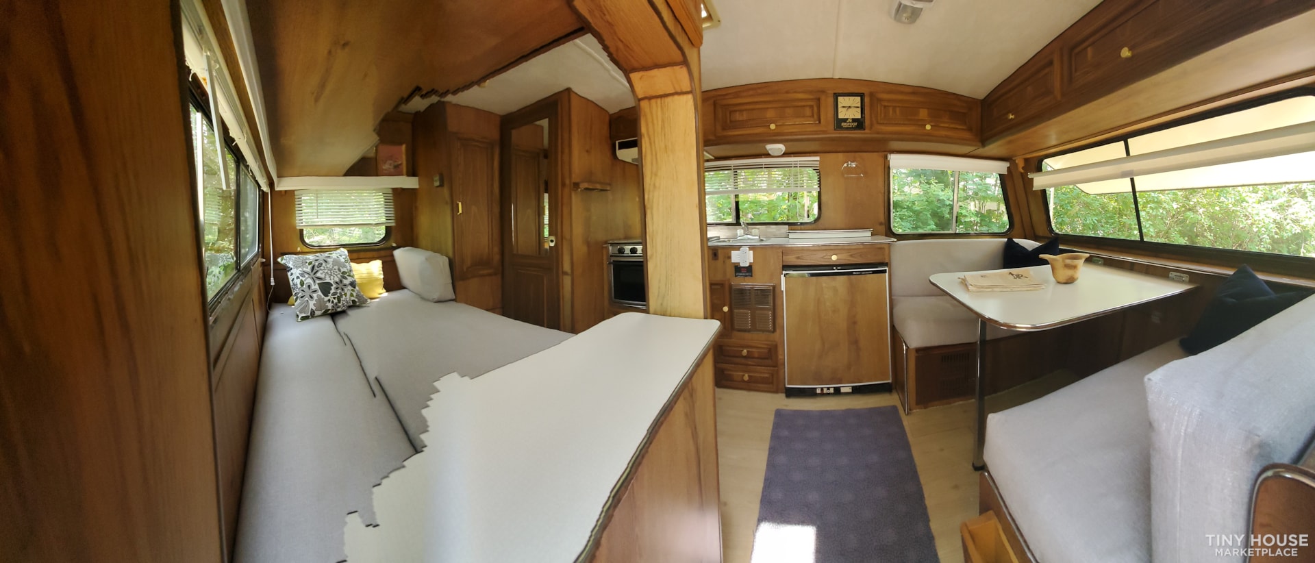 Vintage Bigfoot B17 Deluxe  - Image 4 Thumbnail