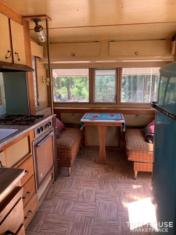 Vintage Boles Aero Tiny Home on Wheels - Image 3 Thumbnail