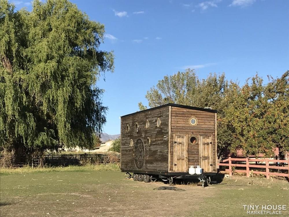 YOU WONT FIND A BETTER DEAL FOR A COMPLETED TINY HOUSE OF THIS SIZE - Image 4 Thumbnail