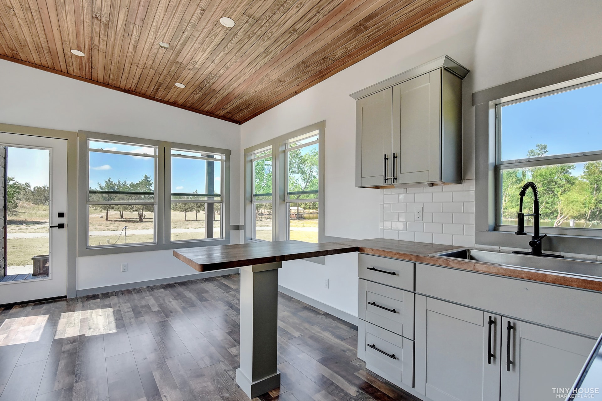 Your dream home priced just right, owner finance and long term rent options. - Image 1 Thumbnail