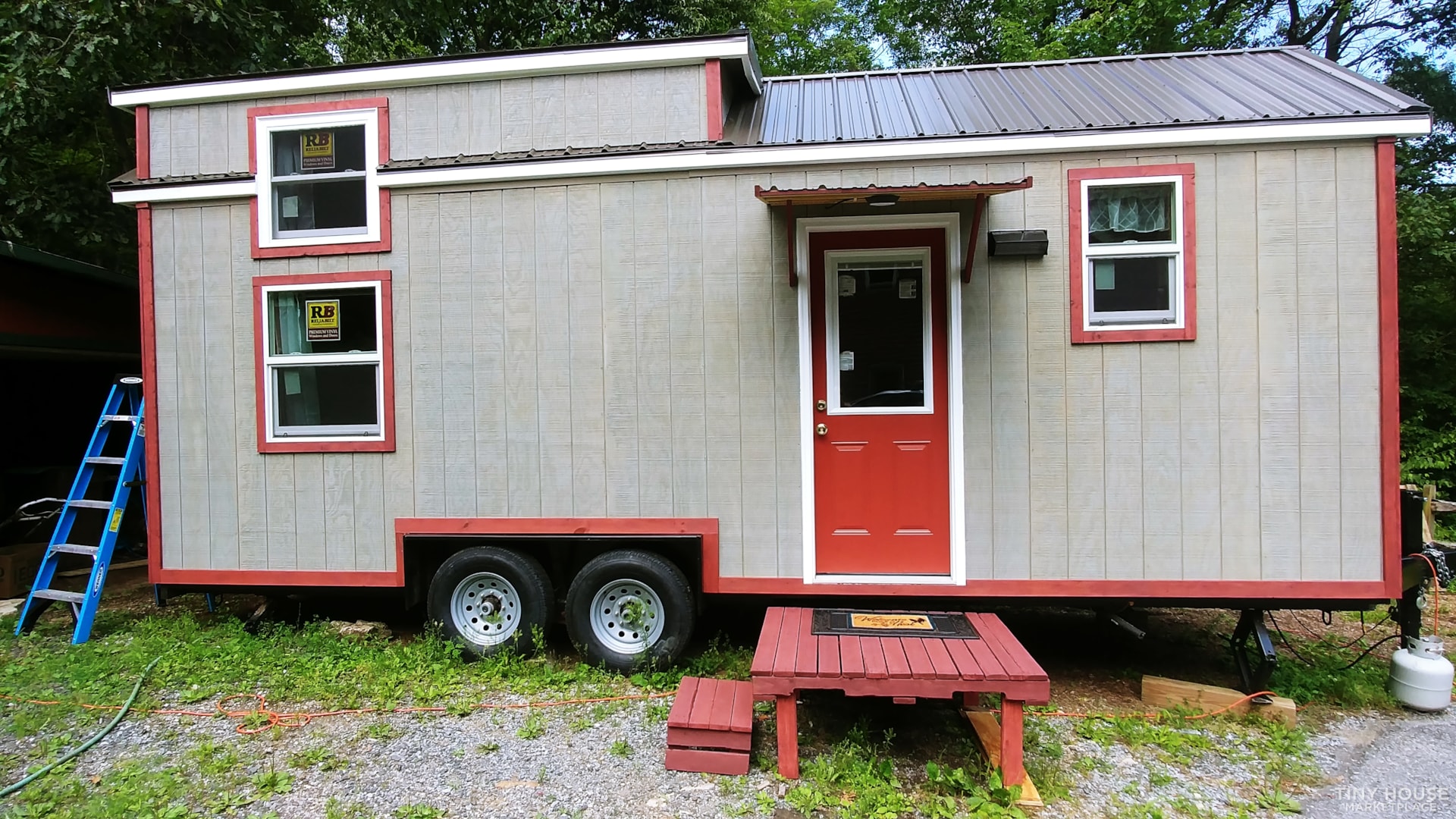 Your dream Tiny House, Furnished! - Image 1 Thumbnail