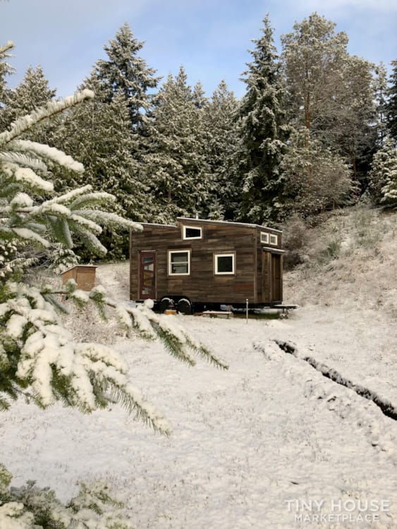 Zig Zag Tiny House - Custom-designed, craftsman-built tiny house - Now For Sale - Image 2 Thumbnail